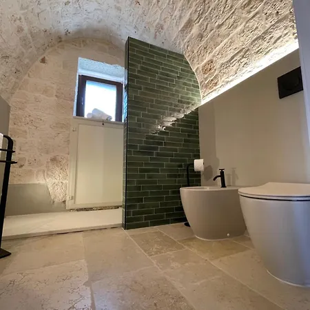 Tre Coni * تْشيستيرنِنو