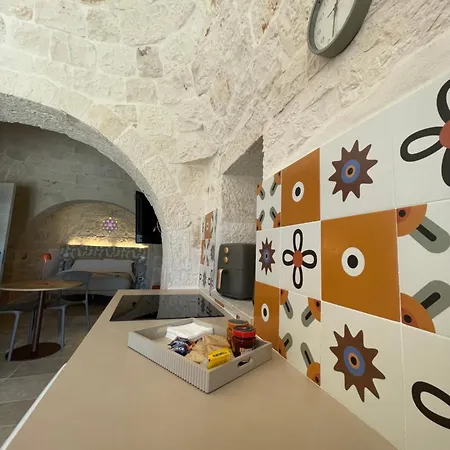 Tre Coni * تْشيستيرنِنو